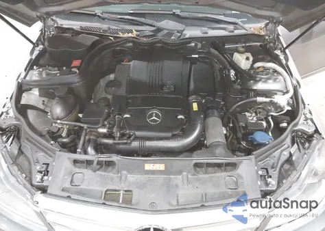 2012 Mercedes-Benz C 250 Sport из США, поврежденный, VIN WDDGF4HB4CR216921